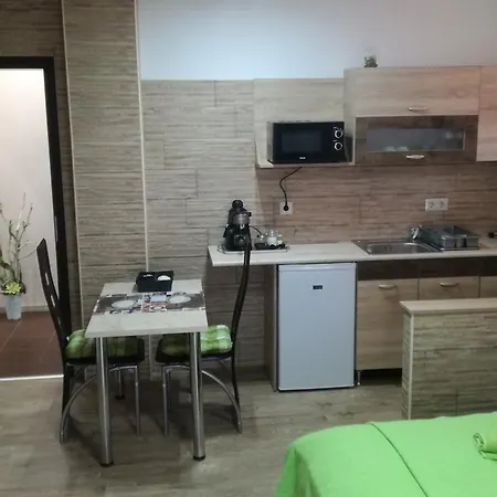 Apartament Keri Vendeghaz *
