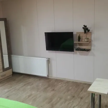 Apartament Keri Vendeghaz *