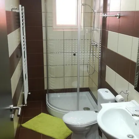 Keri Vendeghaz Apartament